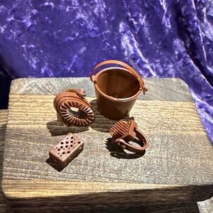 1991 Disney Cinderella Rag Girl Scubbing Set